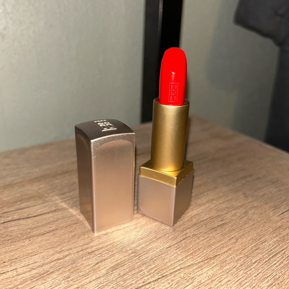 Elizabeth Arden Red Lipstick